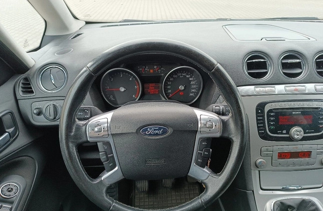 Ford Galaxy cena 18900 przebieg: 315000, rok produkcji 2009 z Góra małe 379